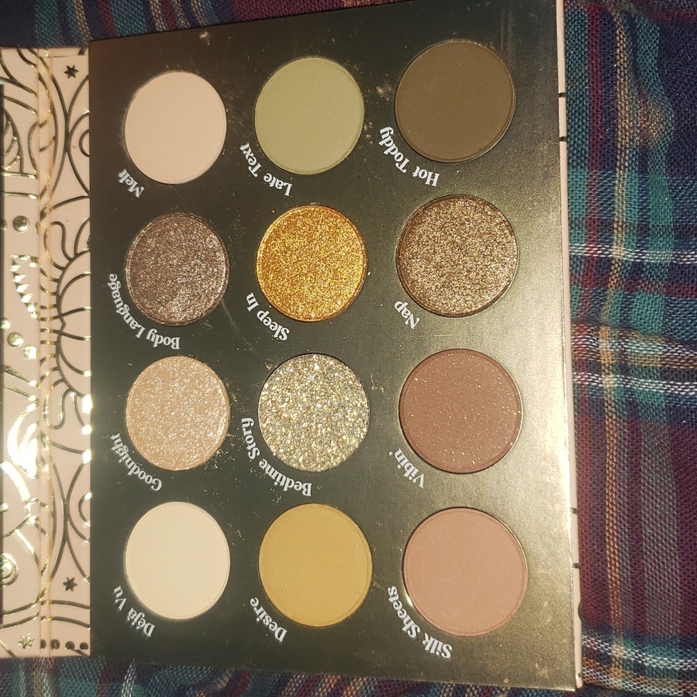Colourpop Bodoir Noir Palette